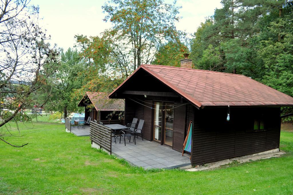 Sporthotel Barborka Hluboká nad Vltavou Екстериор снимка